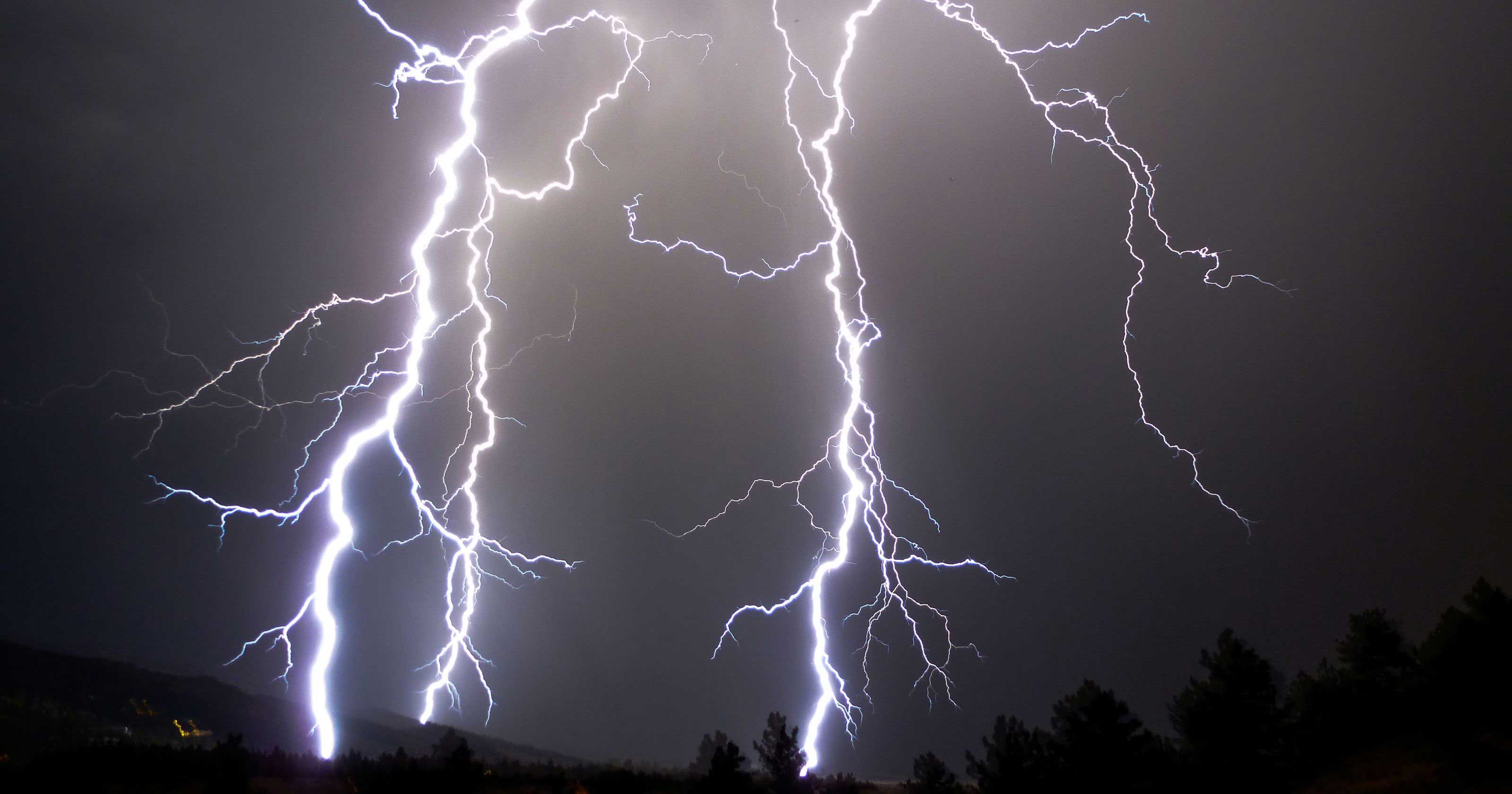 Severe lightning warning issued to six provinces
