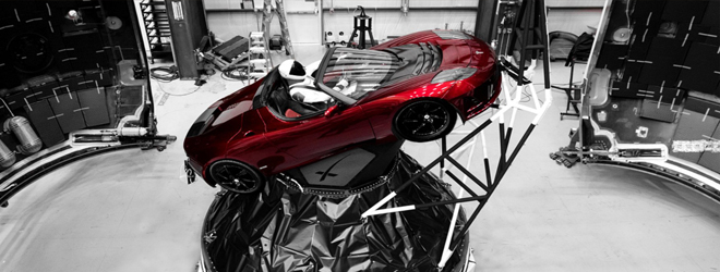 Elon Musk sent his car into space (Photo & Video)