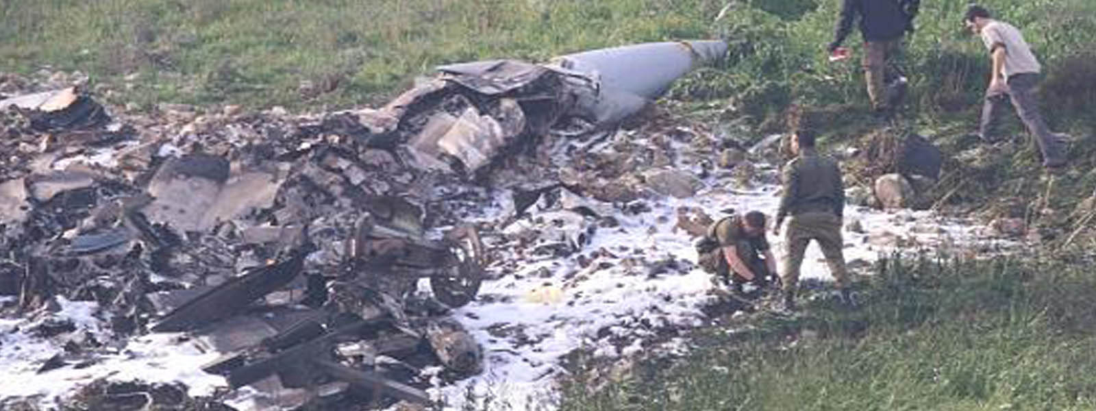 Israeli fighter jet crashes under Syria fire