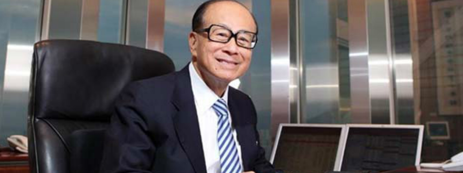 Asia's second richest person retires