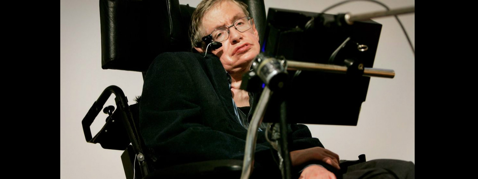 Scientist Stephen Hawking dies aged 76