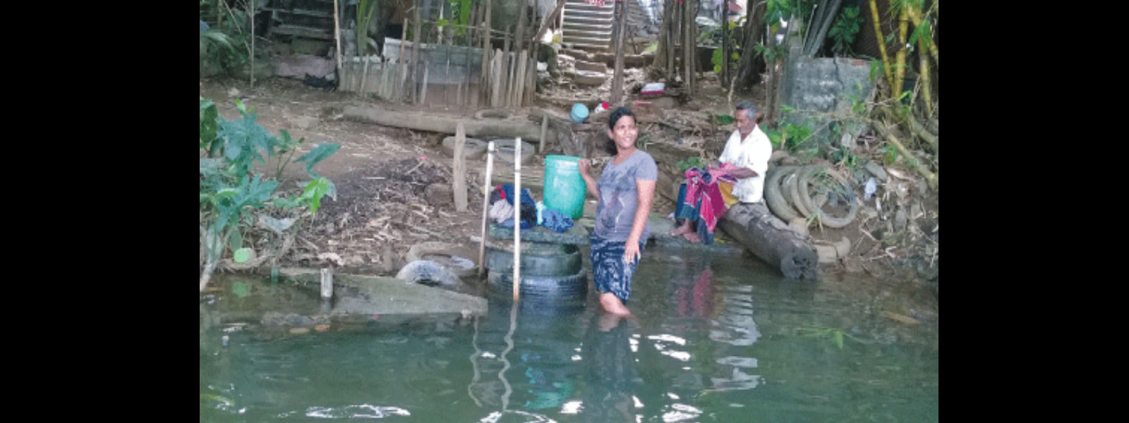 Waste materials has contaminated the Kelani river 