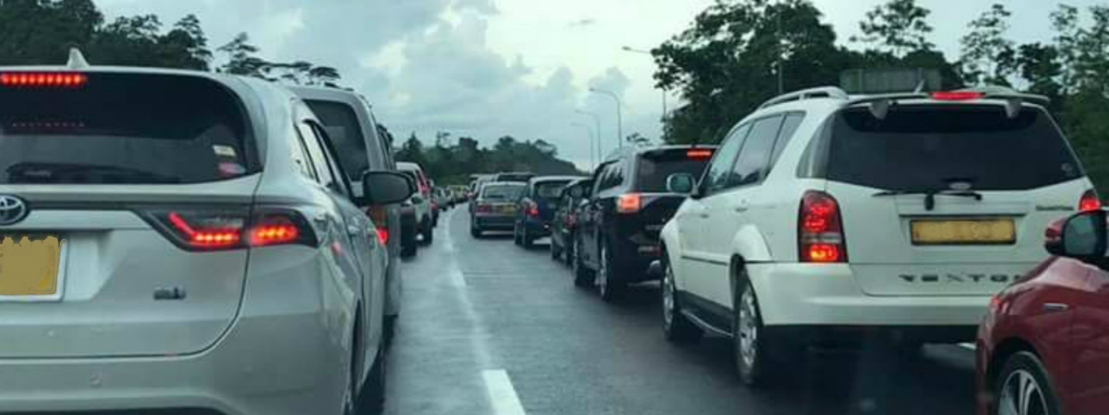 Heavy traffic on Southern Expressway