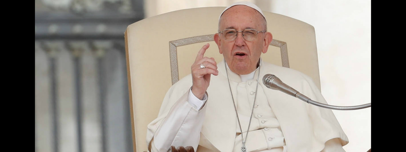 Pope praises Korea leaders brave commitment