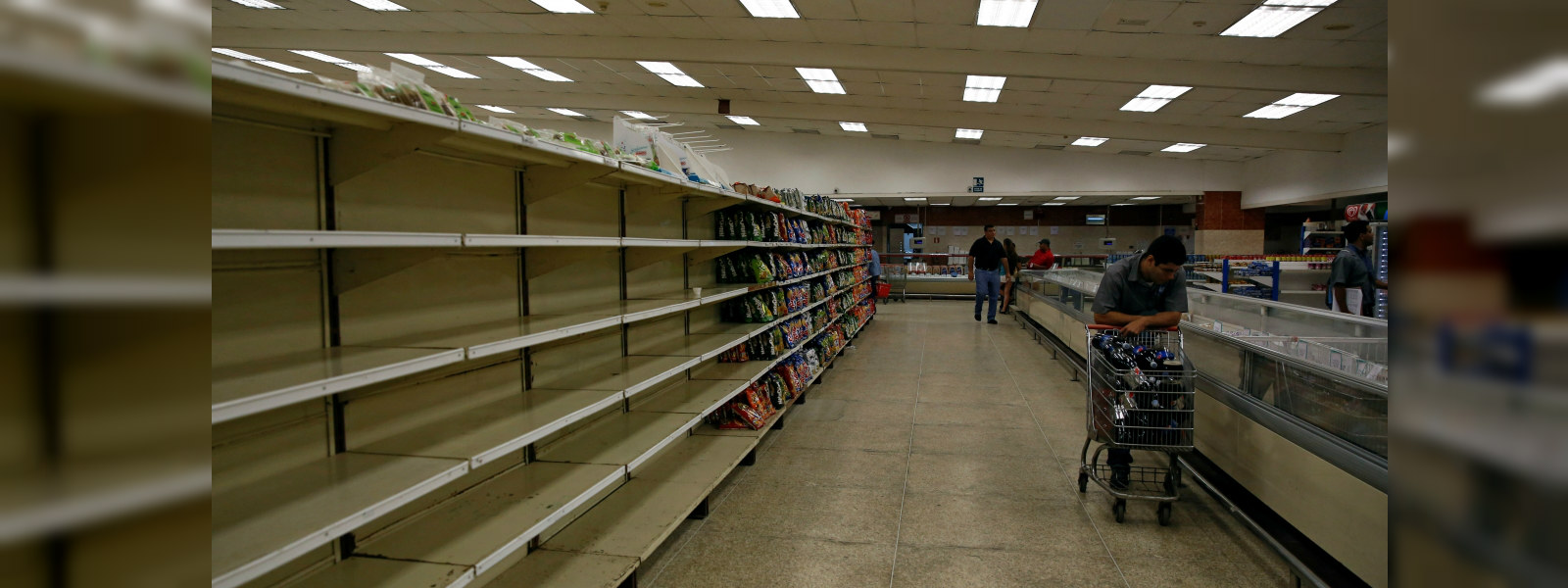Venezuelans struggle to cope with economic crisis
