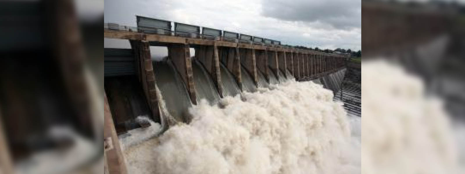 Udawalawa and Weheragala spill gates opened