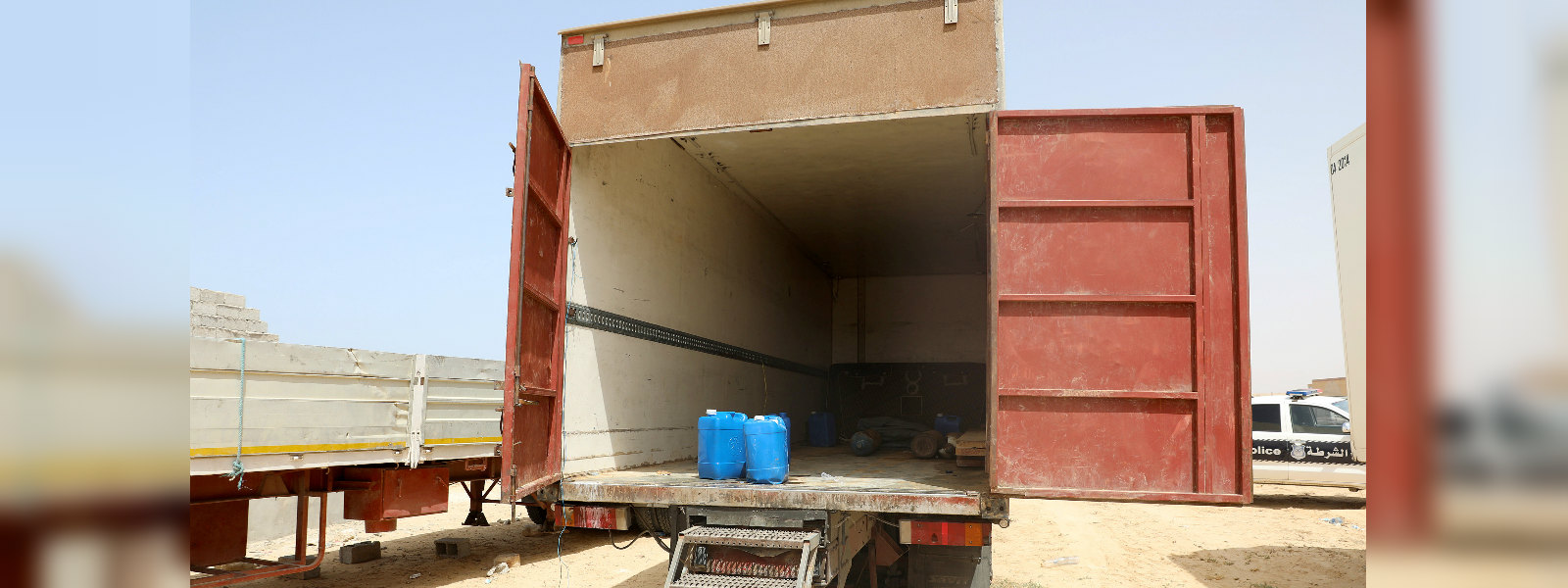 8 migrants found dead in a lorry in western Libya