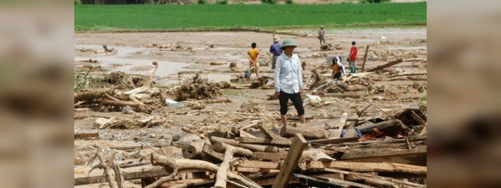 Storm Son Tinh hit Vietnam, leaving 32 dead