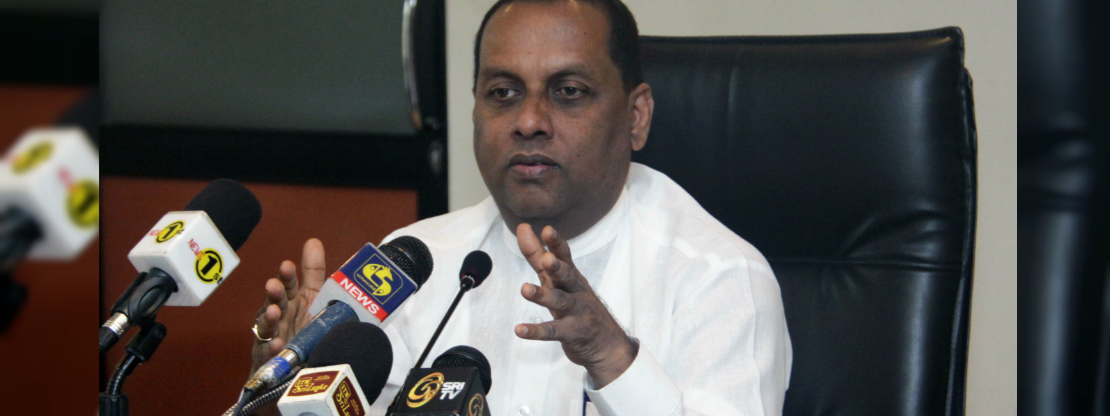 President and the PM acknowledge SLFP support