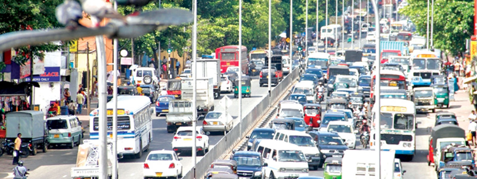 Heavy traffic around Colombo due to protests
