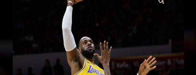LeBron James makes his Lakers preseason debut