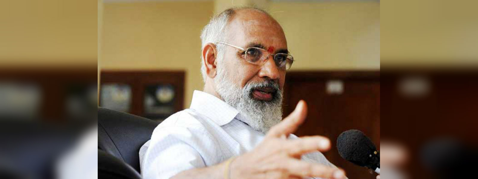 Vigneswaran requests for Police protection