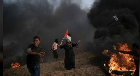 Israeli fire kill 6 Palestinians at the Gaza strip