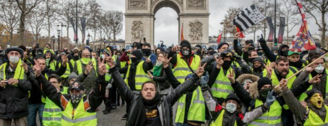 Protesters unimpressed by Macron's speech