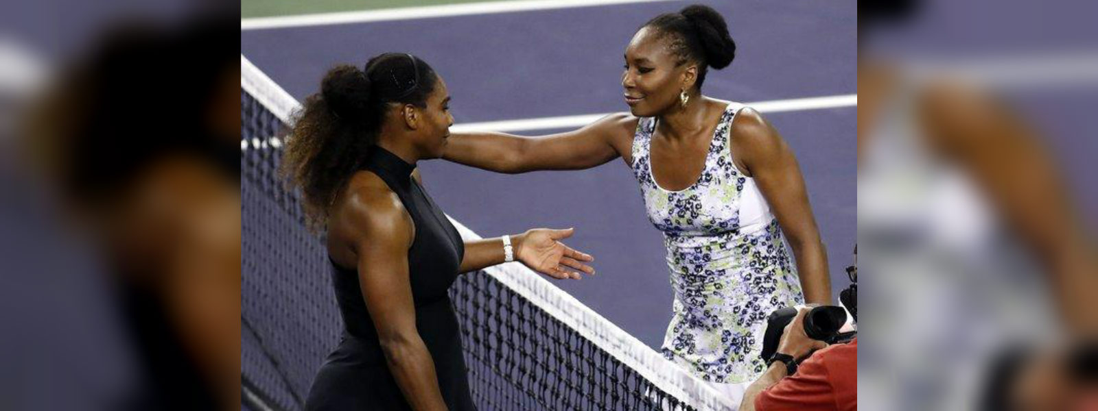 Serena loses to Venus on her return to the court