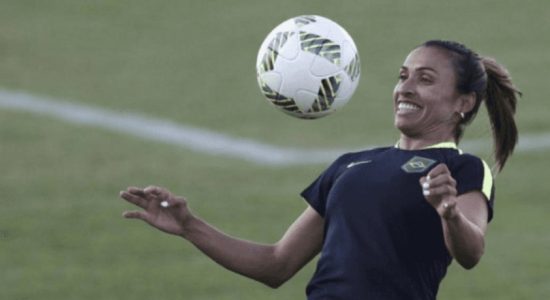 Marta; first female featured in Maracana stadium