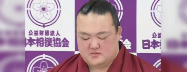 Sumo champion Kisenosato retires