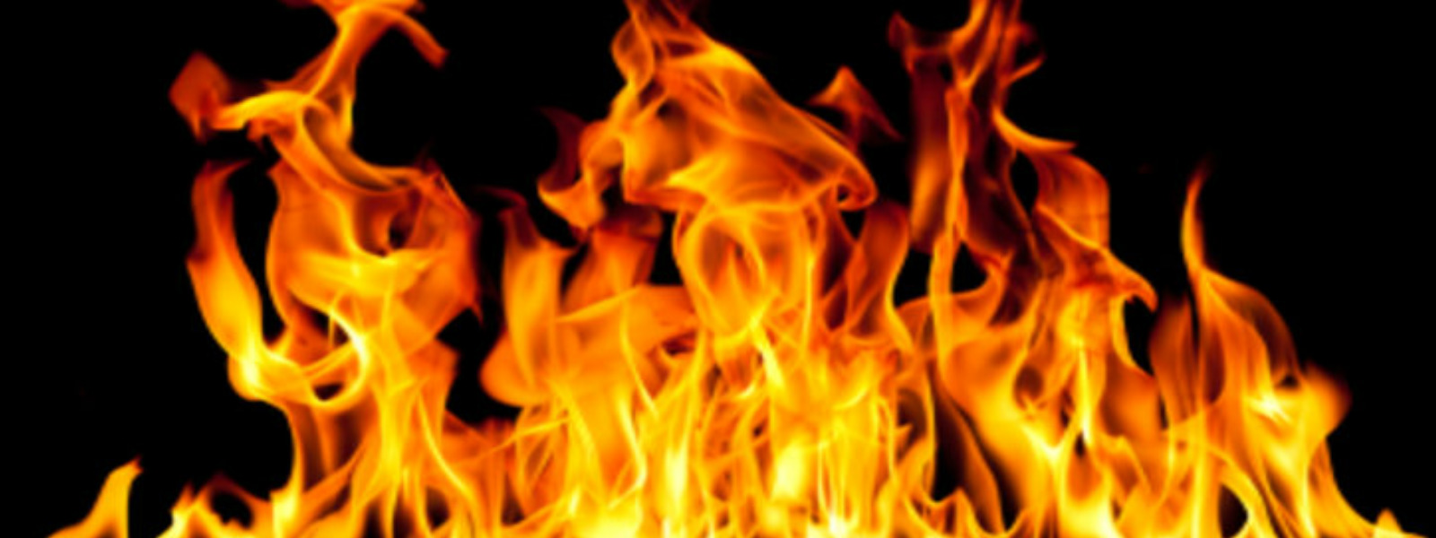 Six shops damages in a fire in Kaduruwela