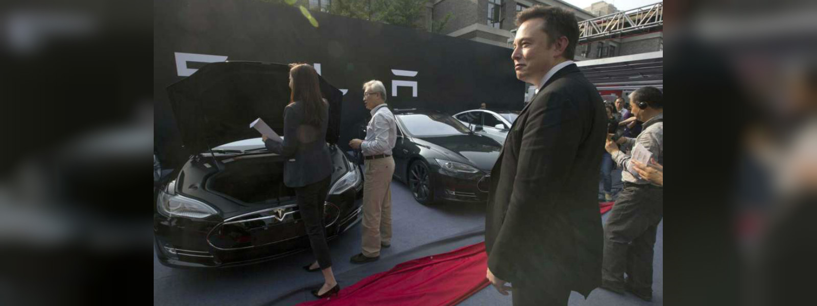 US car maker Tesla opens new factory in Shanghai 