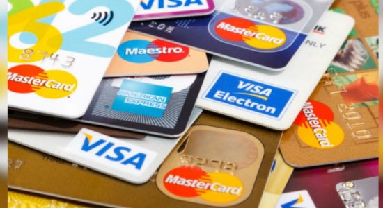 Three arrested for using fake credit cards 