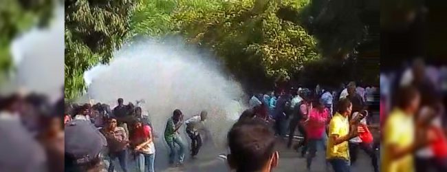 Water cannons fired to disperse Uni. students