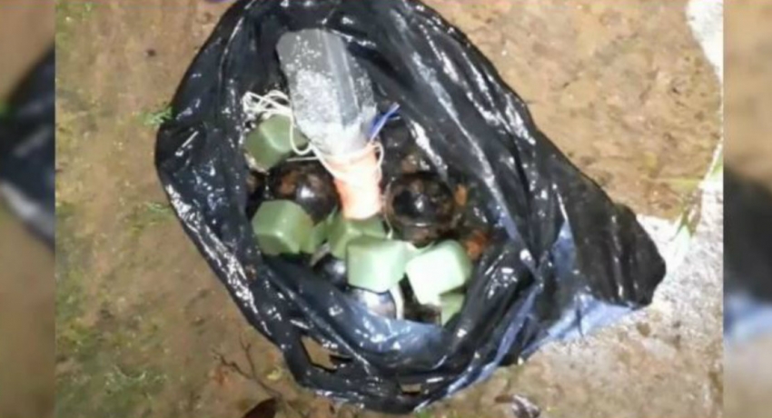 Baduraliya bomb parcel suspect handed over to CCD