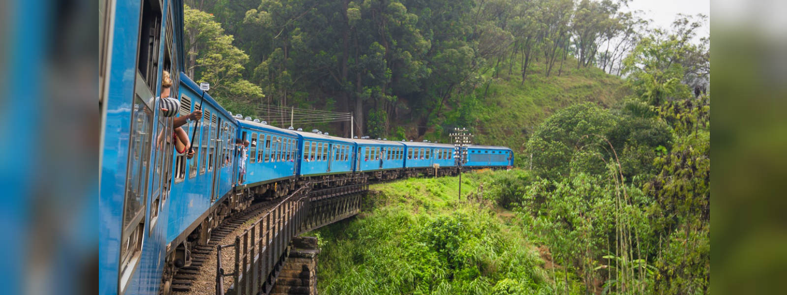 Podi-Menike derails near Diyatalawa