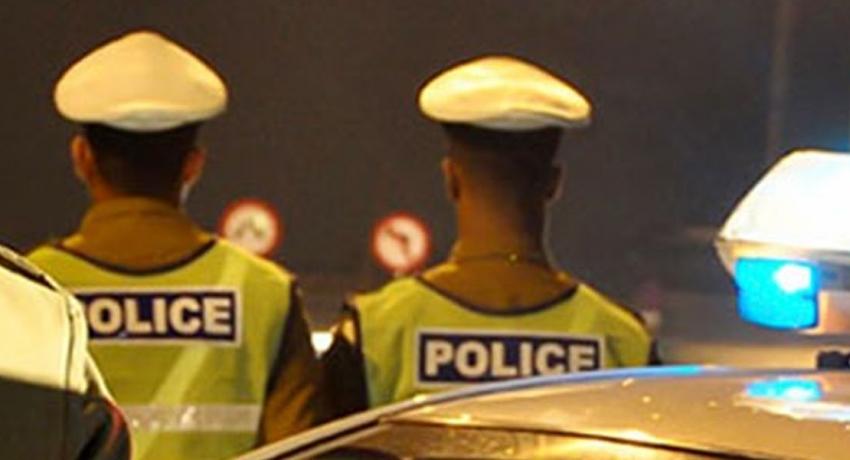 Two traffic police officers attacked in Batticaloa