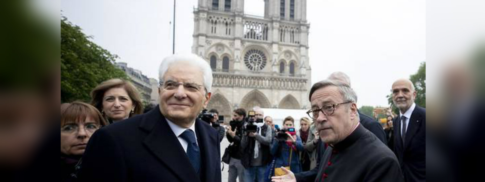 Italian President Mattarella visits Notre-Dame