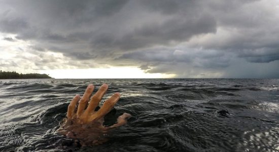 4 year old daughter and father drown in Kirinda