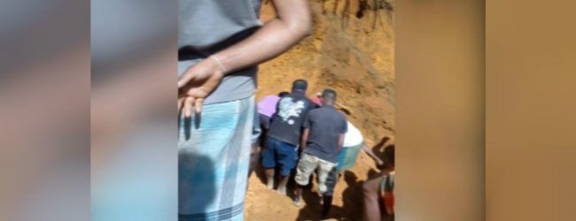 2 dead, 2 injured when mound of earth collapses in Kalawana