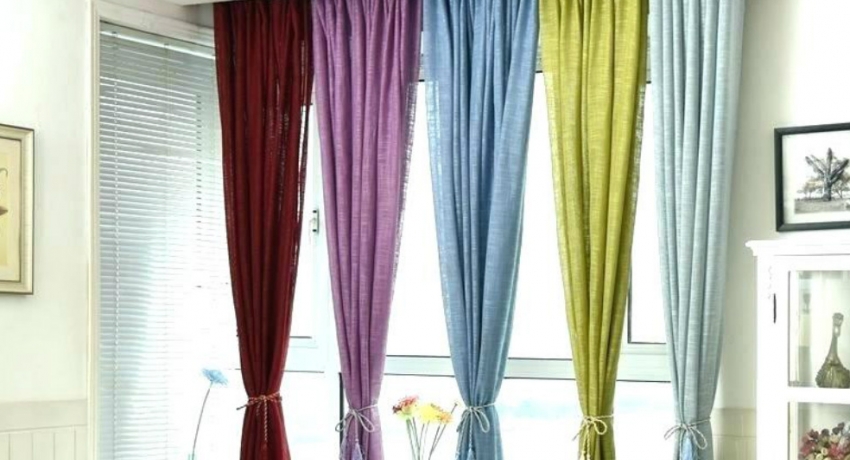 5 Reasons To Go Bold With Colorful Drapes