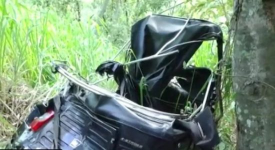 Three-wheeler falls off 350ft precipice