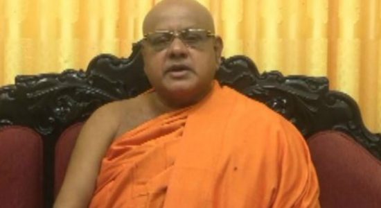 Rahula Thero requests to control politicians 