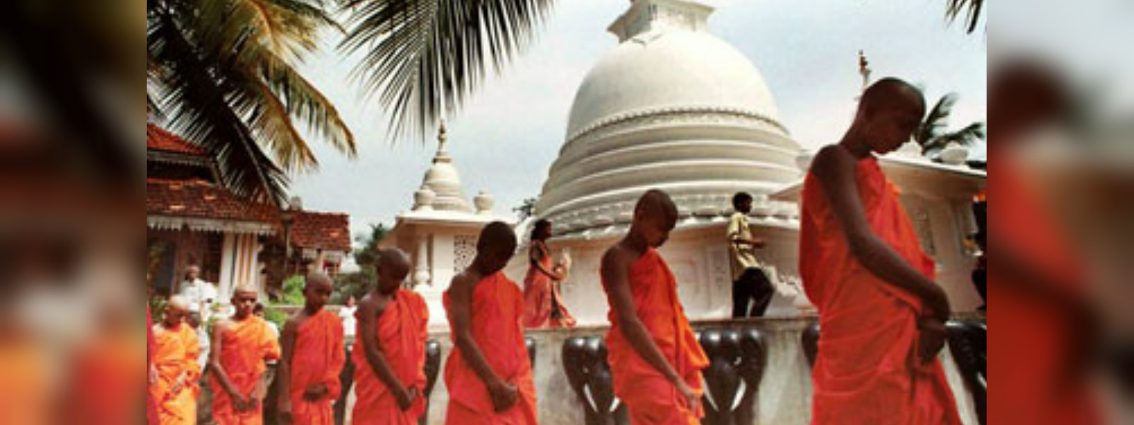 ‘Budhu Puth Suraksha’ insurance cover for the Bhikkhus from the 26th