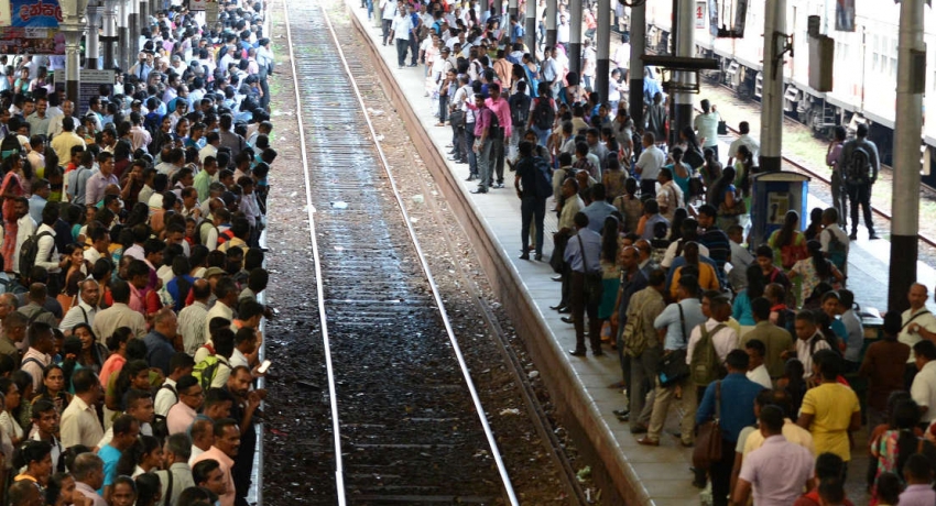 Railway strike concludes ; token strike every Thursday