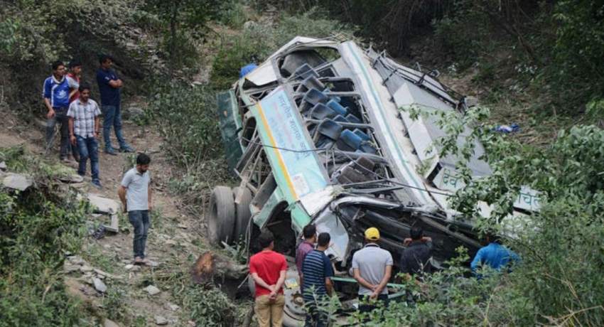 At least 33 killed after vehicle falls into gorge in northern India