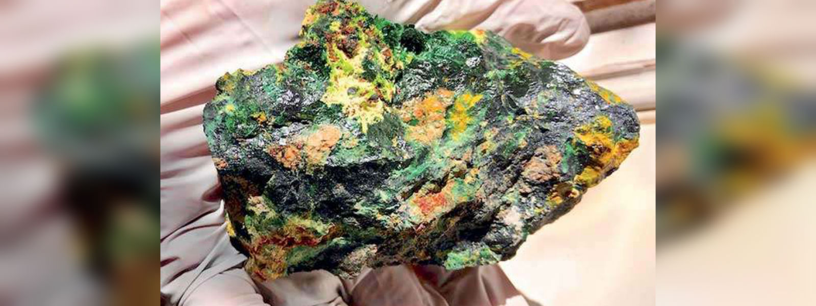 Radioactive minerals discovered in the Aluthgama-Galle region