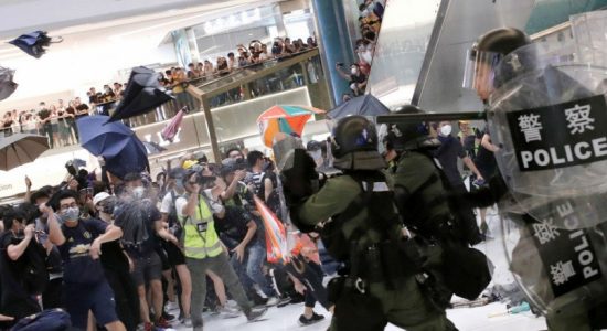 Hong Kong police criticized 