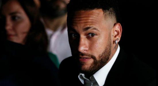 Prosecutors to drop rape charges against Neymar