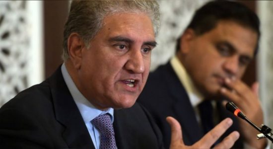 Pakistan won't take military option over Kashmir 