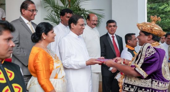 President receives “Sandeshaya” on the end of Esala Perahera