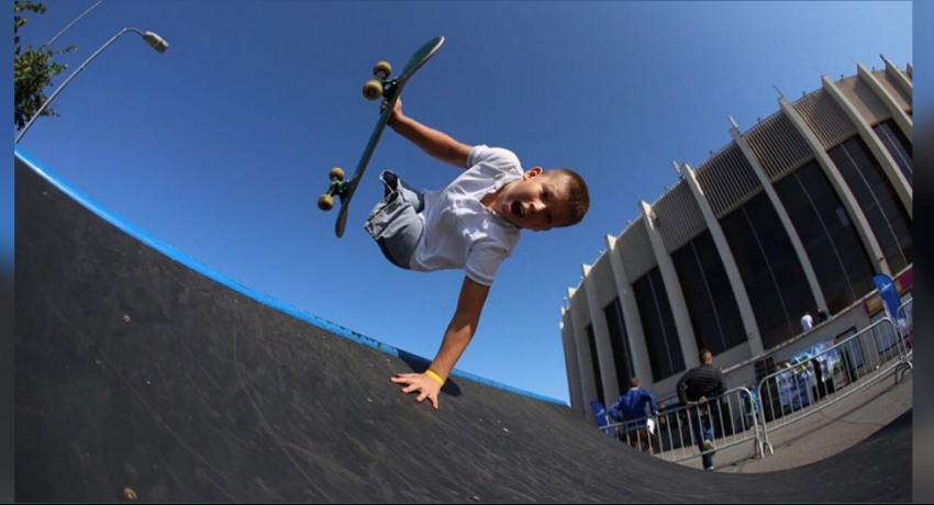 10-year-old skater without legs goes viral after Tony Hawk shoutout