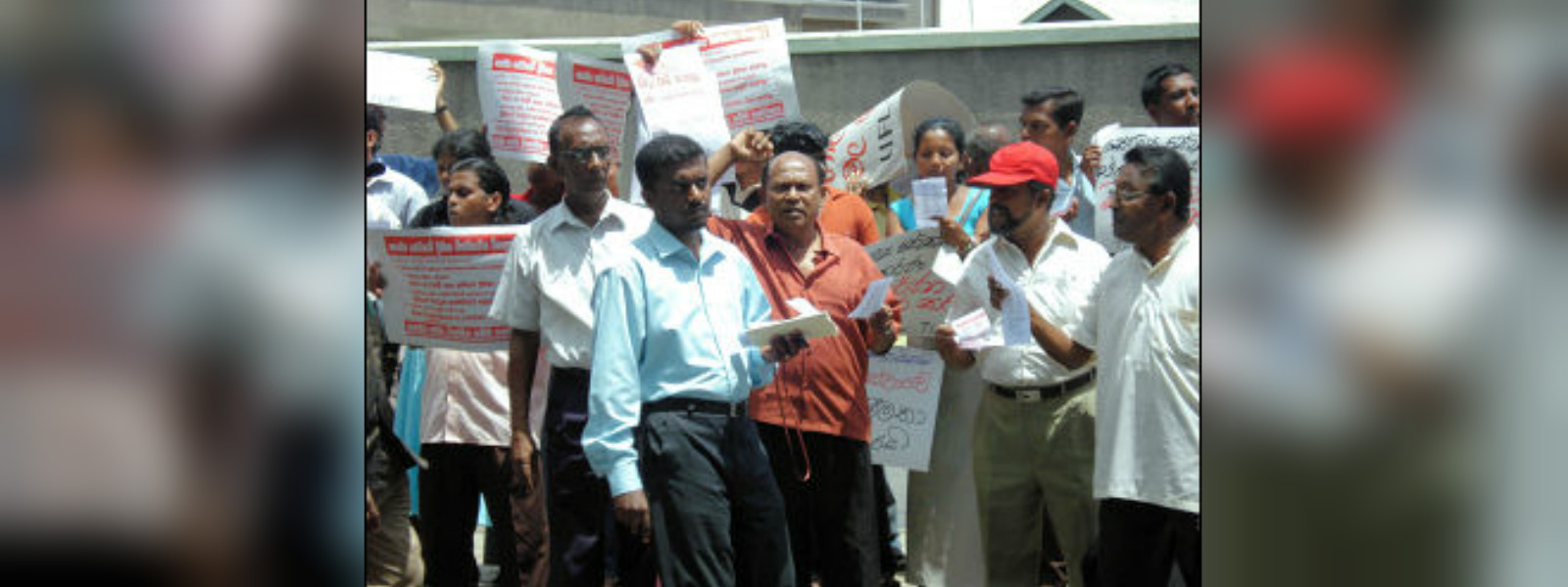 Paramedical and Supplementary service officials in Southern province on strike