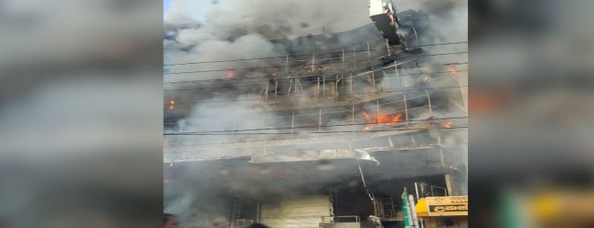 Fire in Wattala clothing store contained