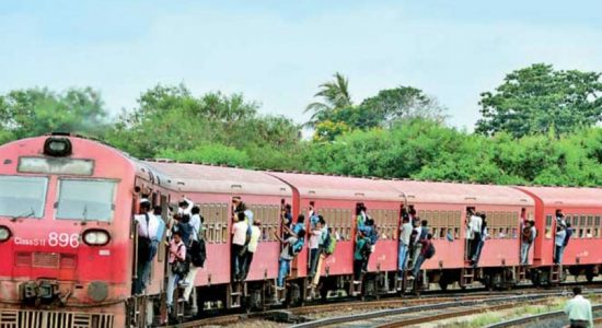 Railway unions begin work-to-rule action