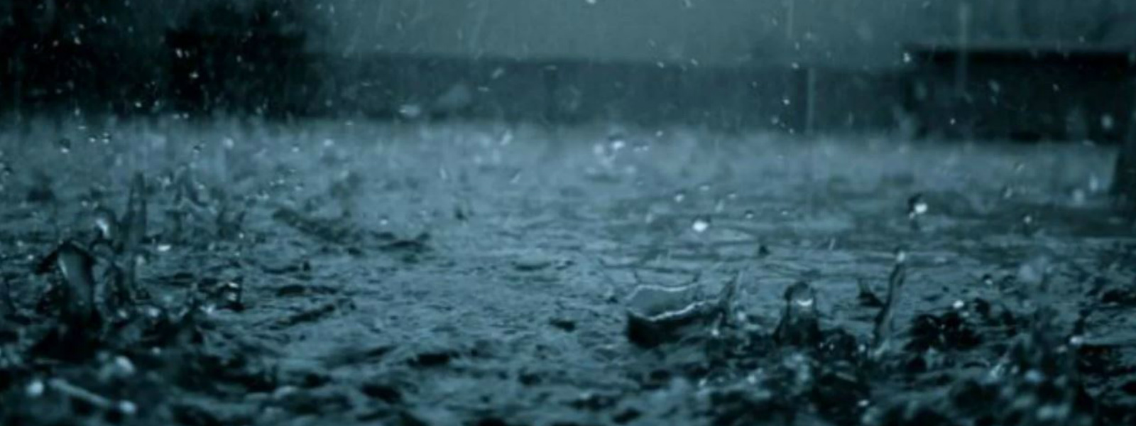 Heavy showers to ease after Christmas