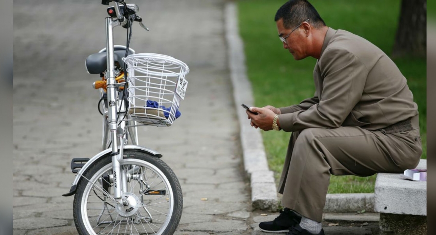 How a sanctions-busting smartphone business thrives in North Korea
