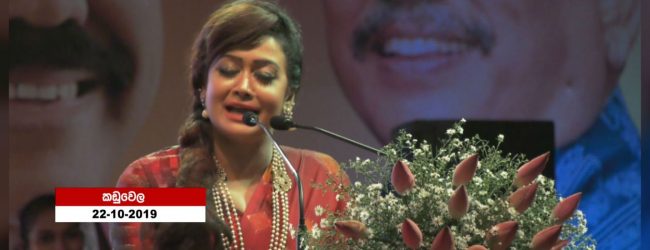 Anusha Damayanthi in support of Gota at Kaduwela