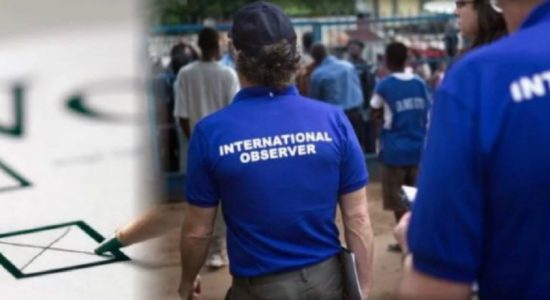 International observers commence activities